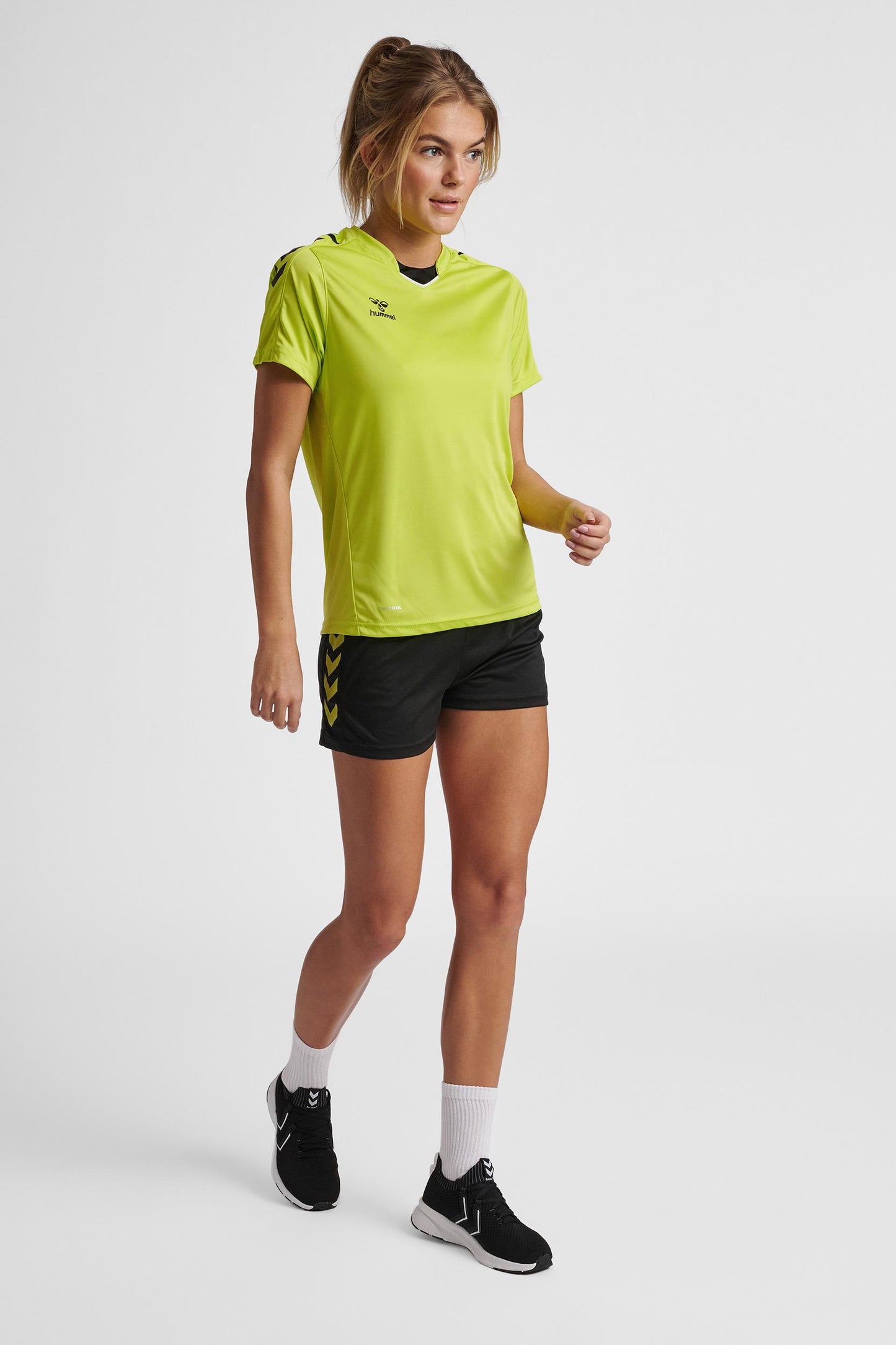 HUMMEL - Hmlcore Xk Poly Shorts Woman - Black/lime Popsicle