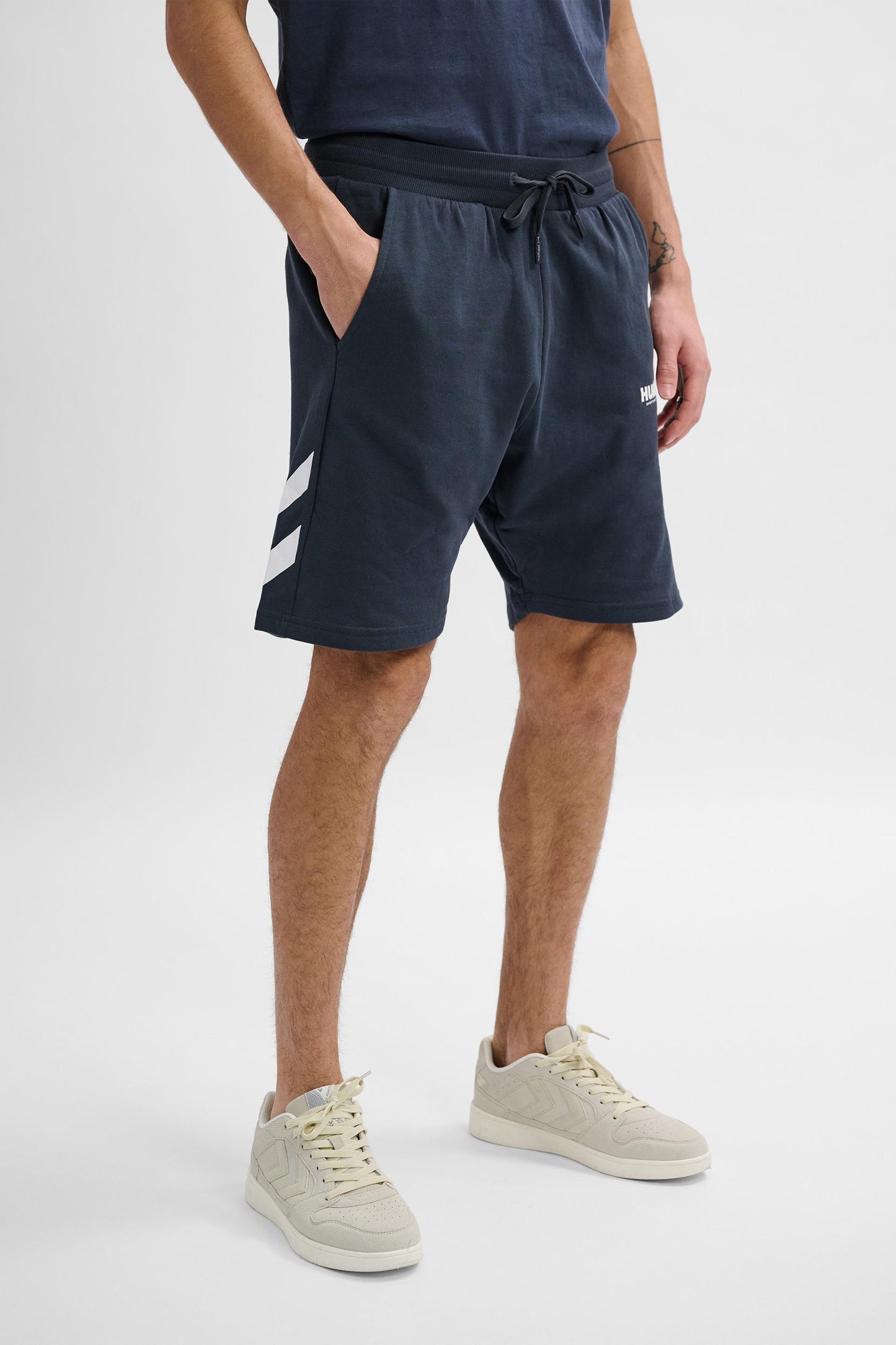 HUMMEL - Hmllegacy Shorts - Blue Nights