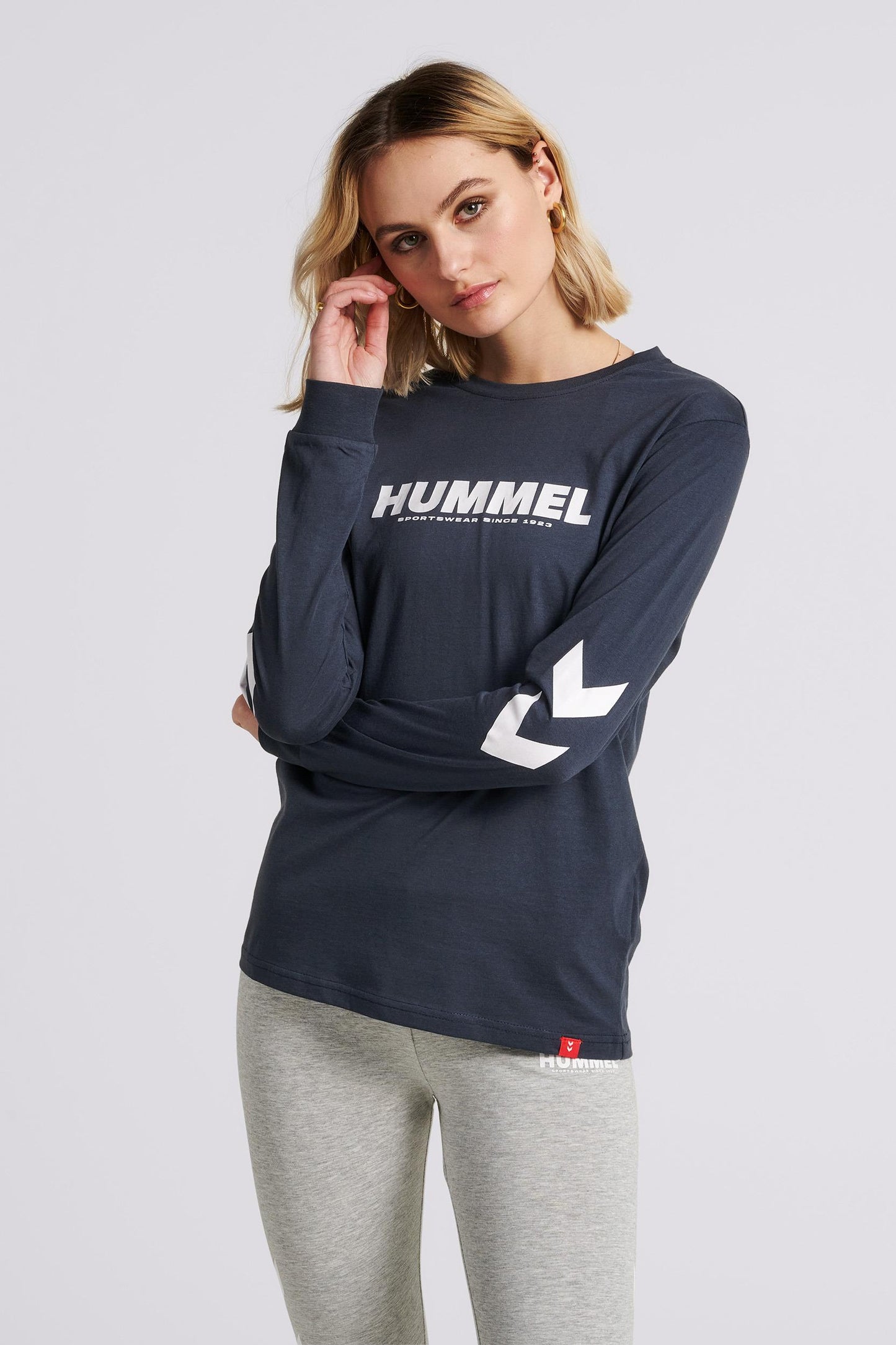 HUMMEL - Hmllegacy T-shirt L/s - Blue Nights