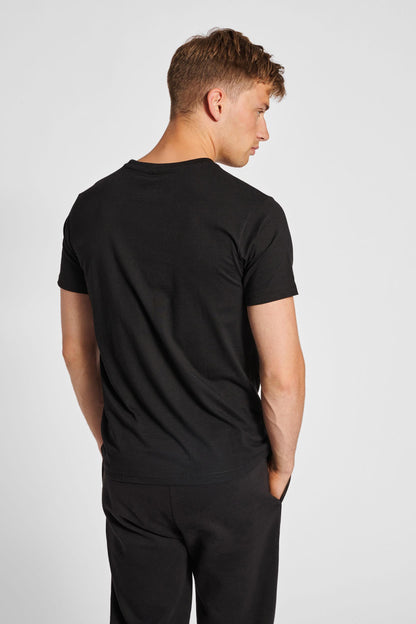 HUMMEL - Hmlred Basic T-shirt S/s - Black