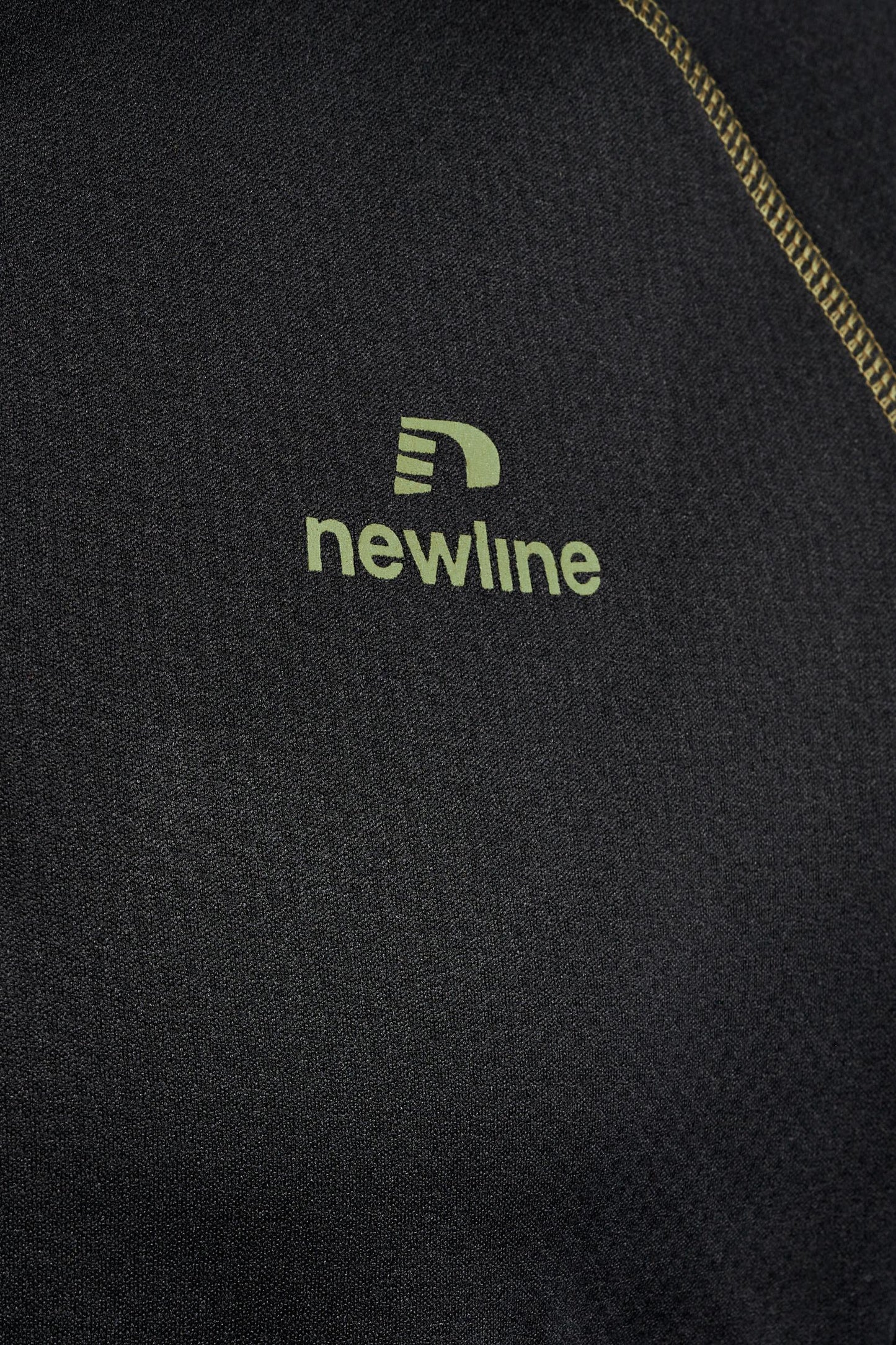 NEWLINE - Nwlagile Half Zip Midlayer - Black