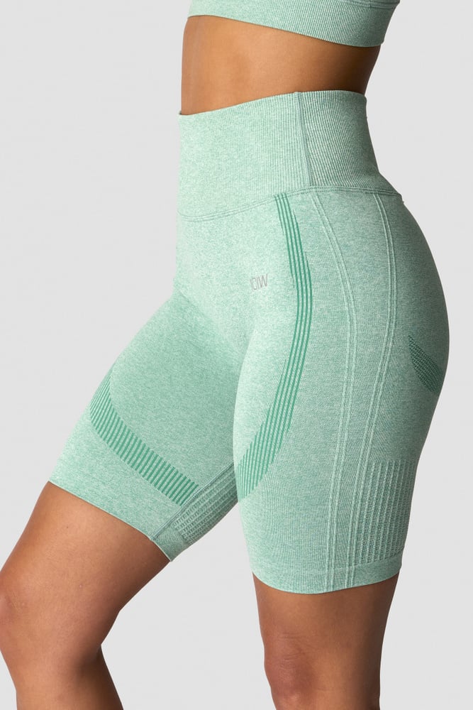 soft seamless biker shorts wmn light green melange